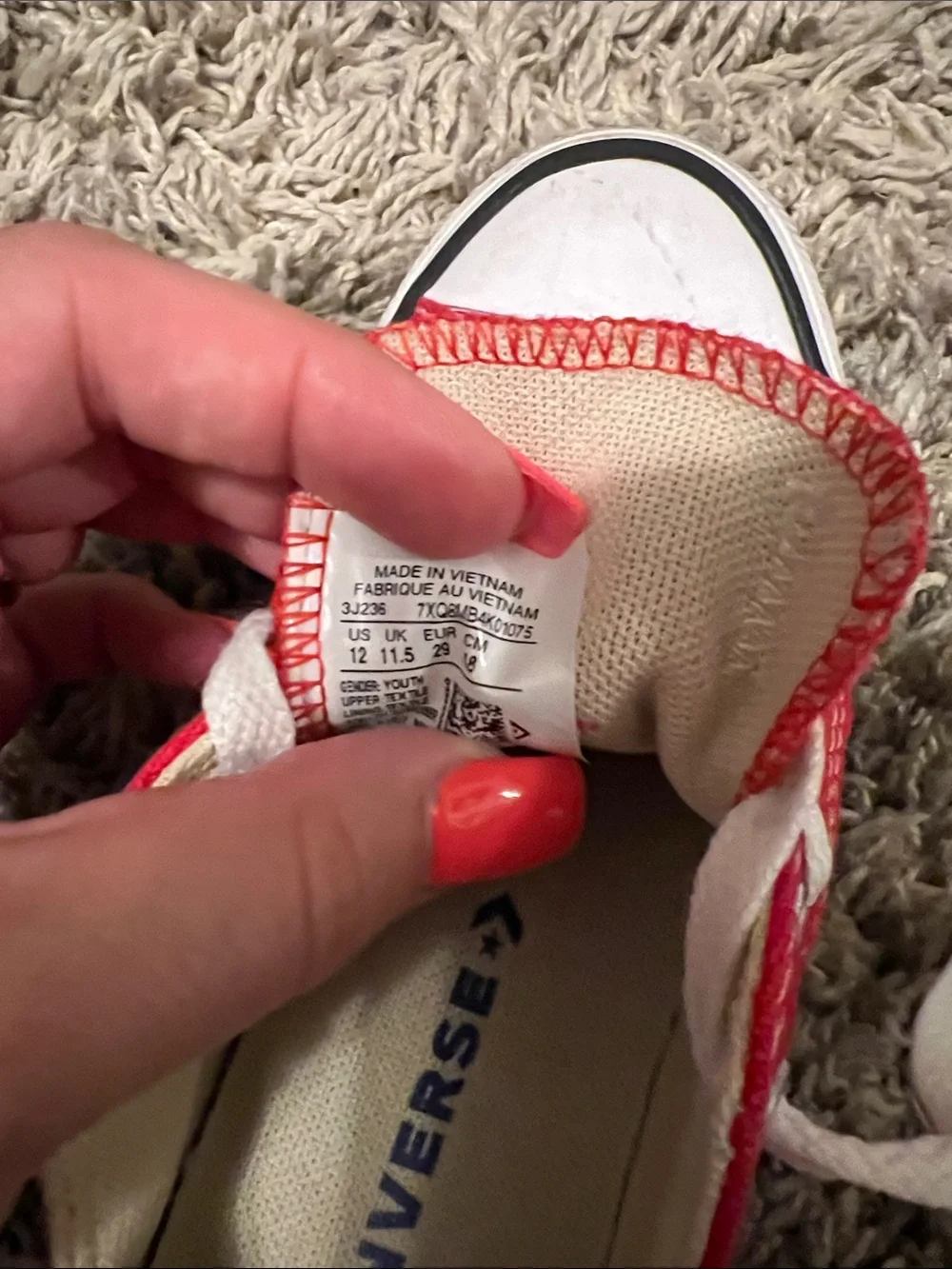 Converse Low Top Sneakers in Red and White